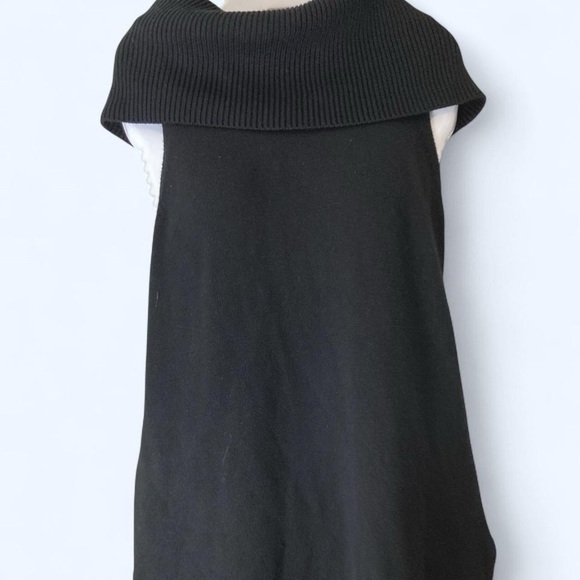 Michael Kors Black Turtleneck sweater sleeveless top M - Picture 1 of 5